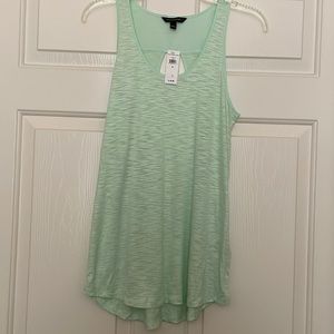 NWT Banana Republic tank top - Size S